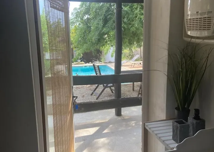 Dépendance Atypique 2chbres Parc Piscine *