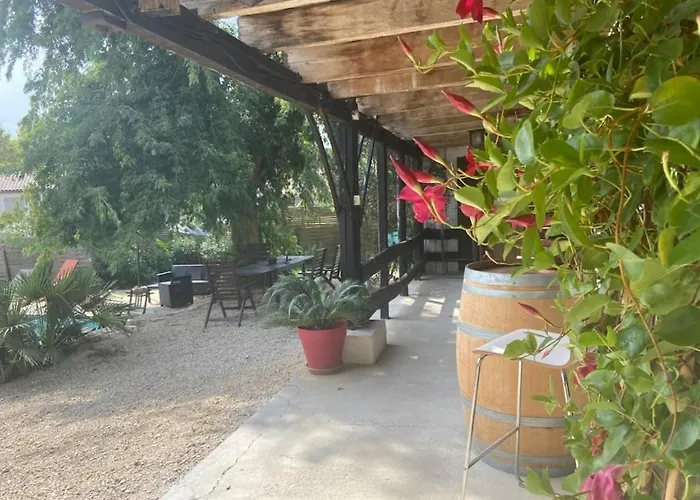 Appartement Dépendance Atypique 2chbres Parc Piscine *